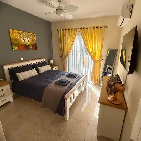 Sun Island One Bedroom Apartment